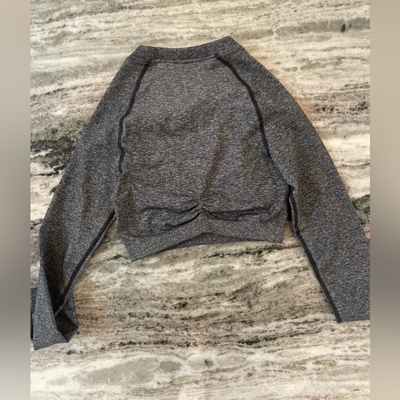Grey Crop Gymshark Long Sleeve Small - Picture 4 of 4